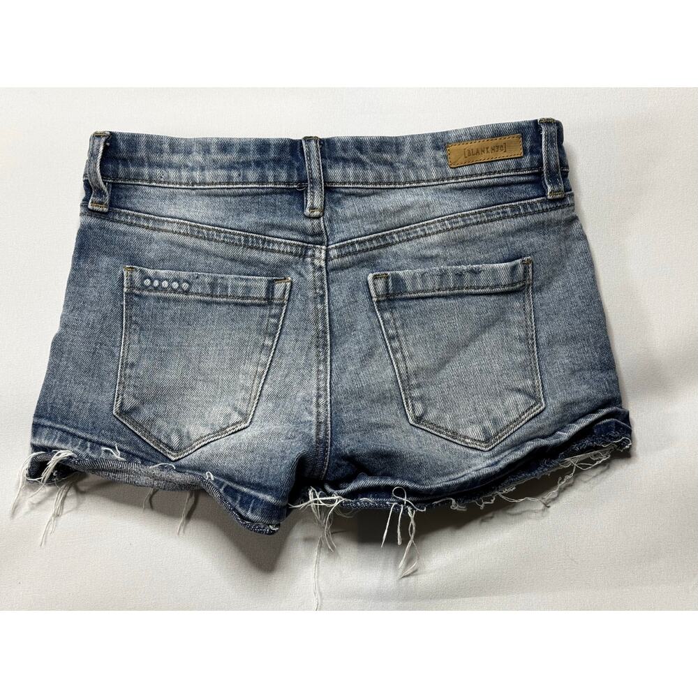 Blank NYC Women's The Essex Classic Cut Off Blue Denim Shorts - Size 24
